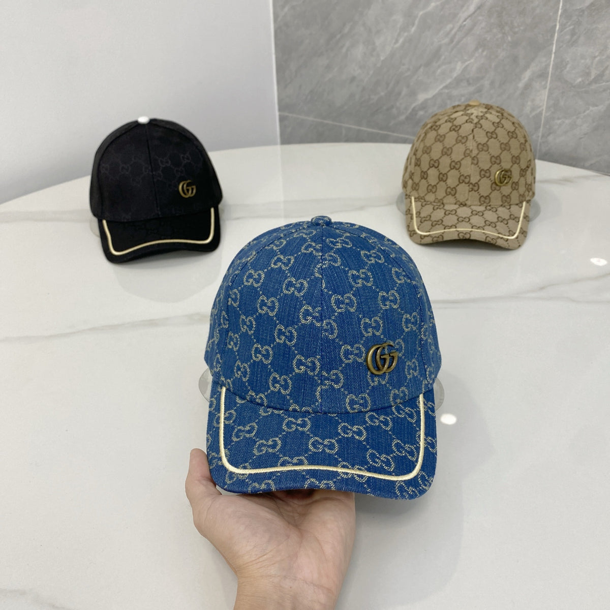M1R86B125 Popular hats