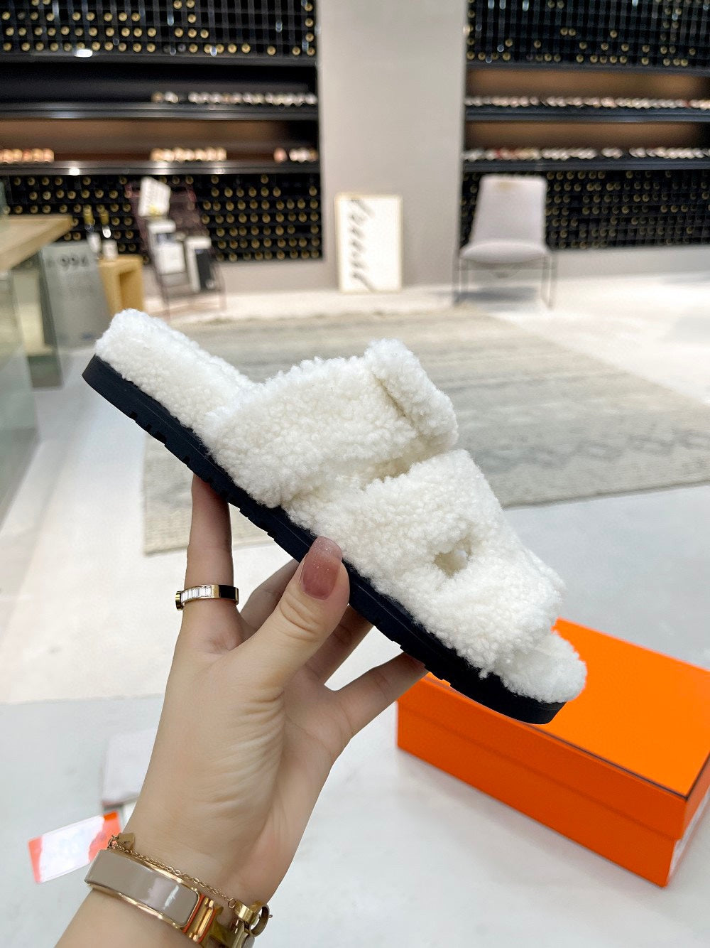 Z2P106H16 Fashion high-quality shoes