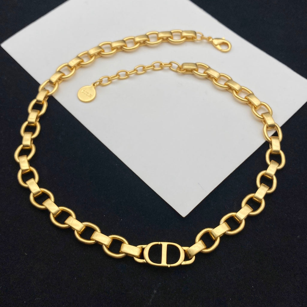 15QD93X Popular Necklace.Bracelet.Earrings