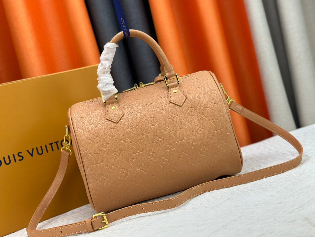 B1X56E29 Fashion leather bag