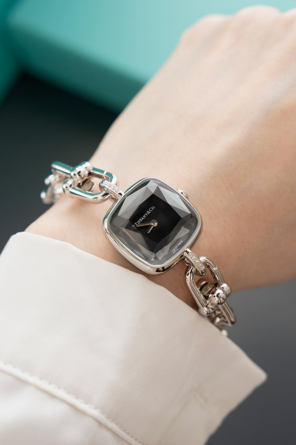 136RT72L Popular Watches
