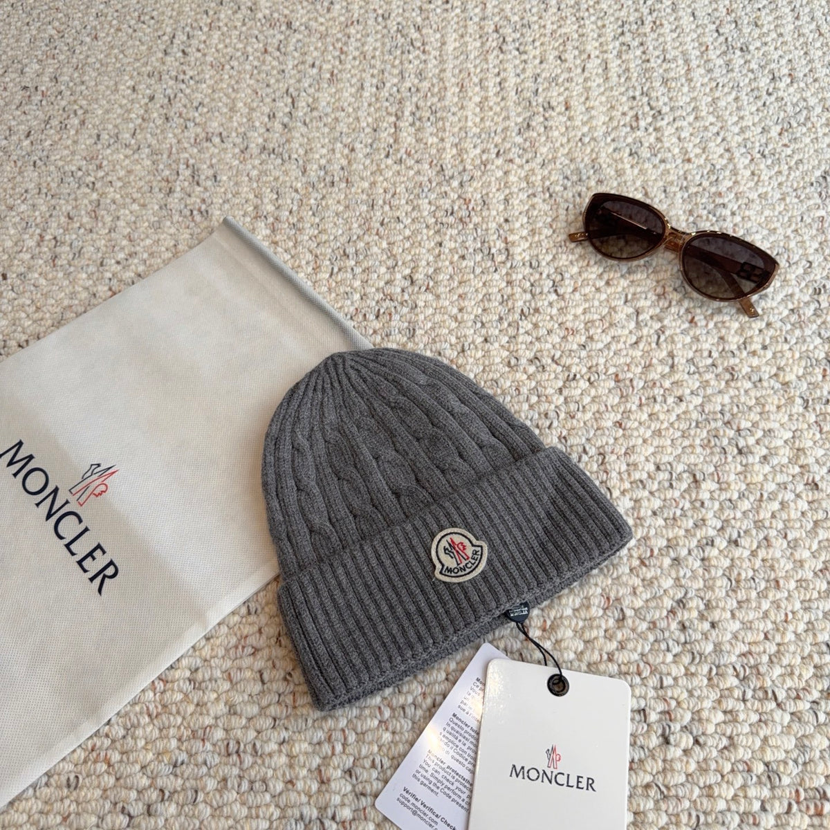 M1R96A14 Fashion hats