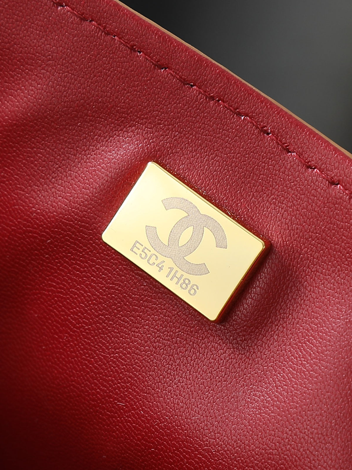 B1R76C22 Fashion leather bag