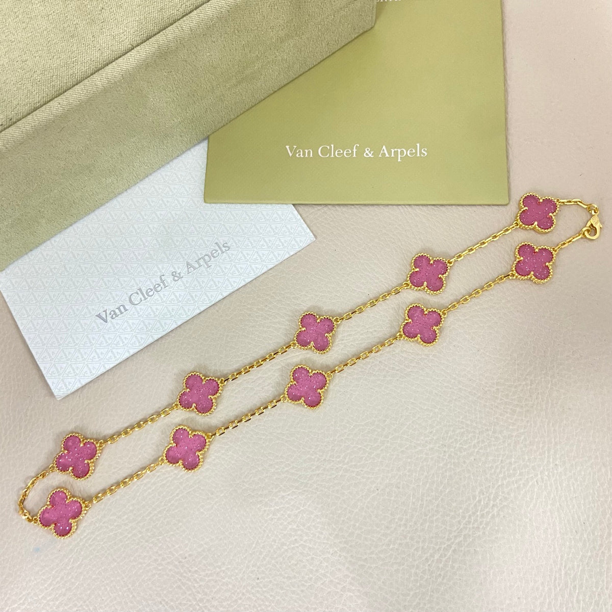 X5R96VA1X Popular Necklaces . Bracelets. Earrings