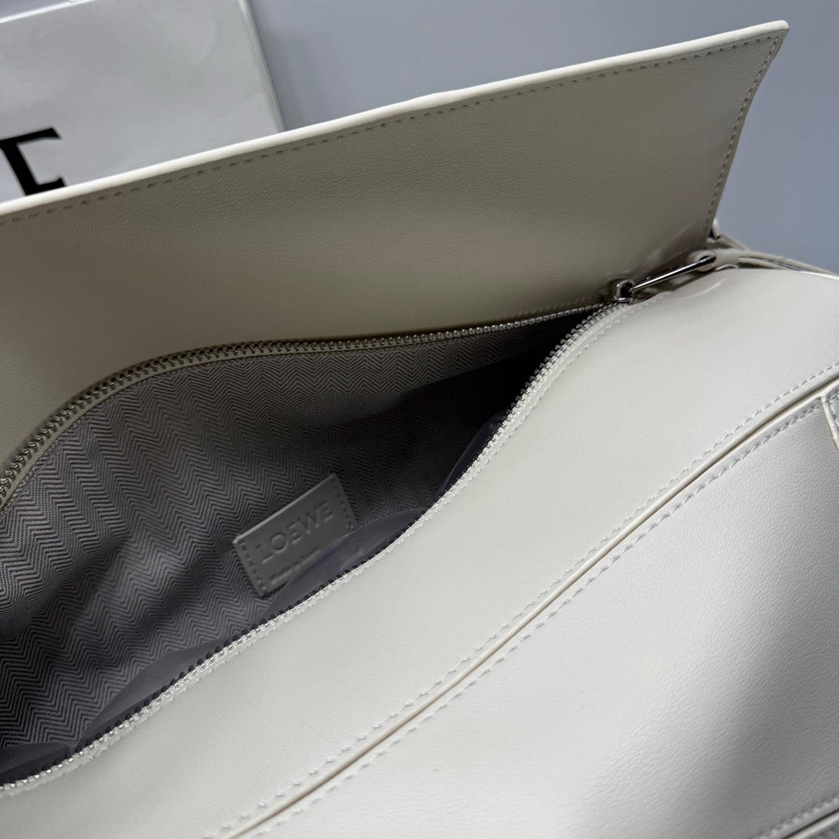 146RA12B Popular leather bag