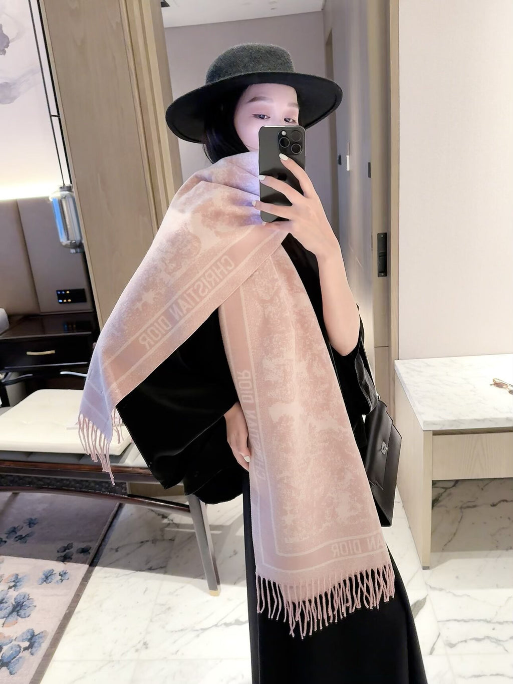 W1R96D128 Fashion Winter Scarves
