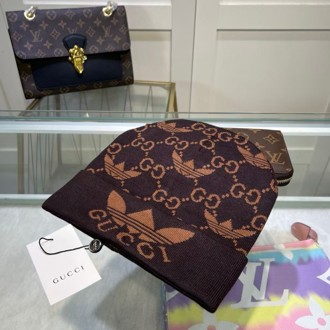 M1R86B84 Fashion hats