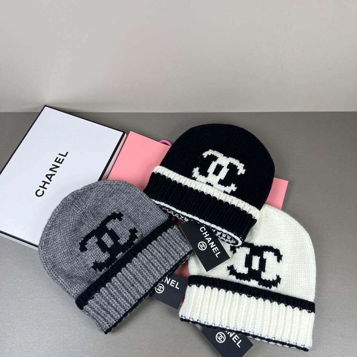 M1R86C3 Fashion hats