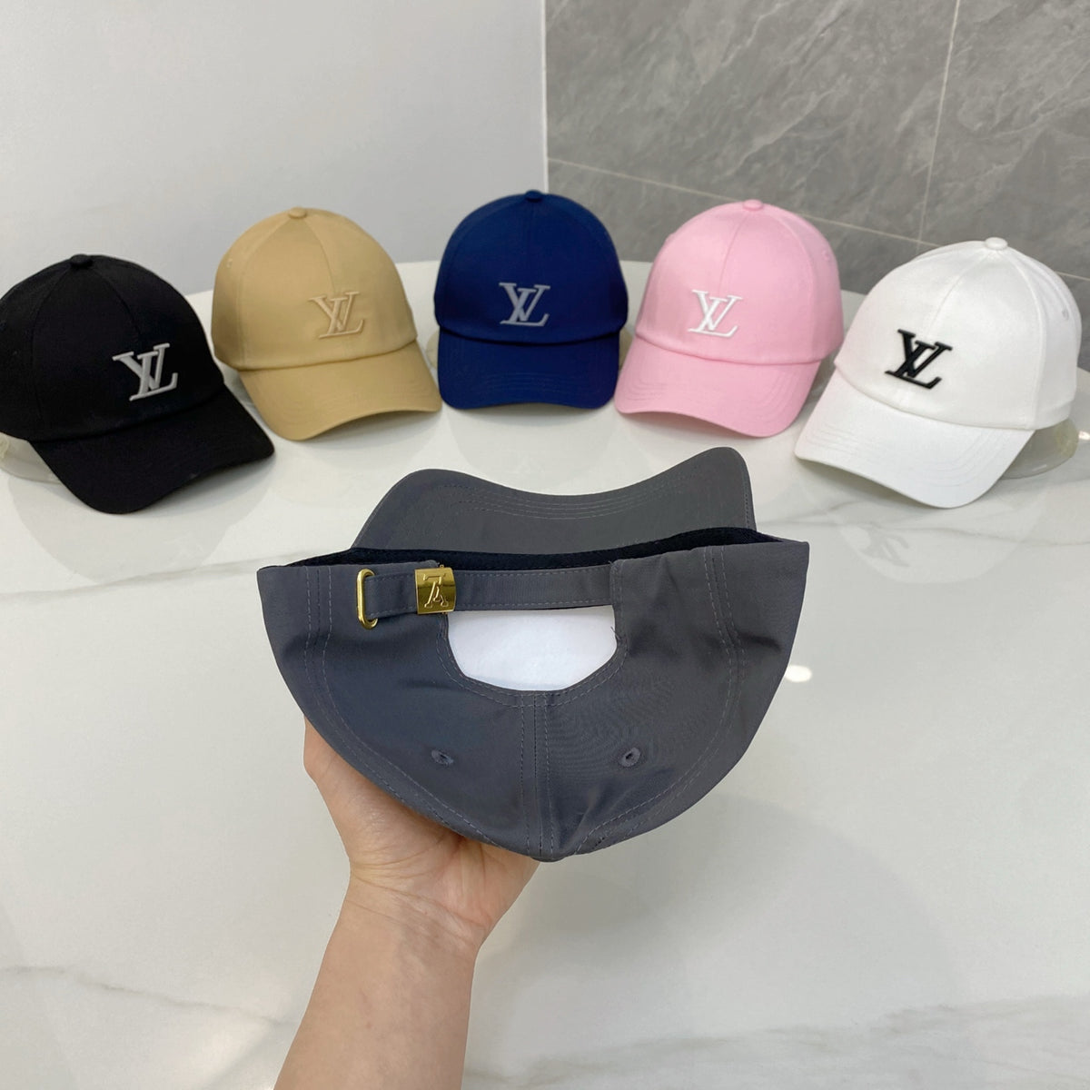 M1R86E129 Popular hats