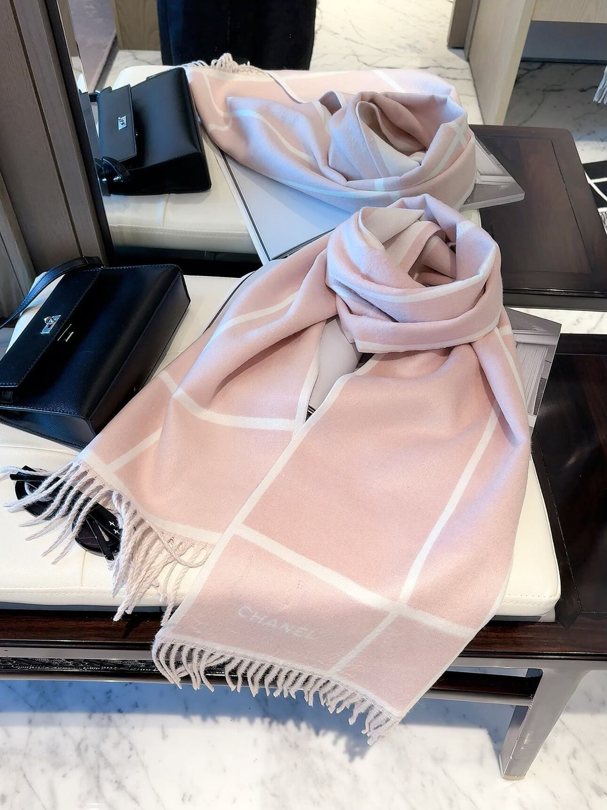 W1R86C97 Popular Winter Scarves