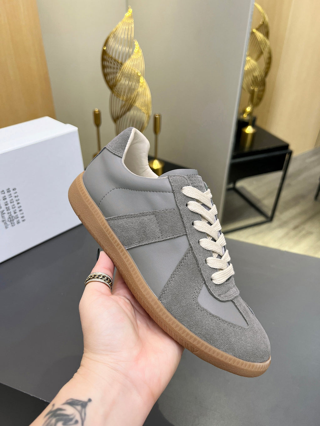 Z2X76A2  Popular high-quality leather shoes