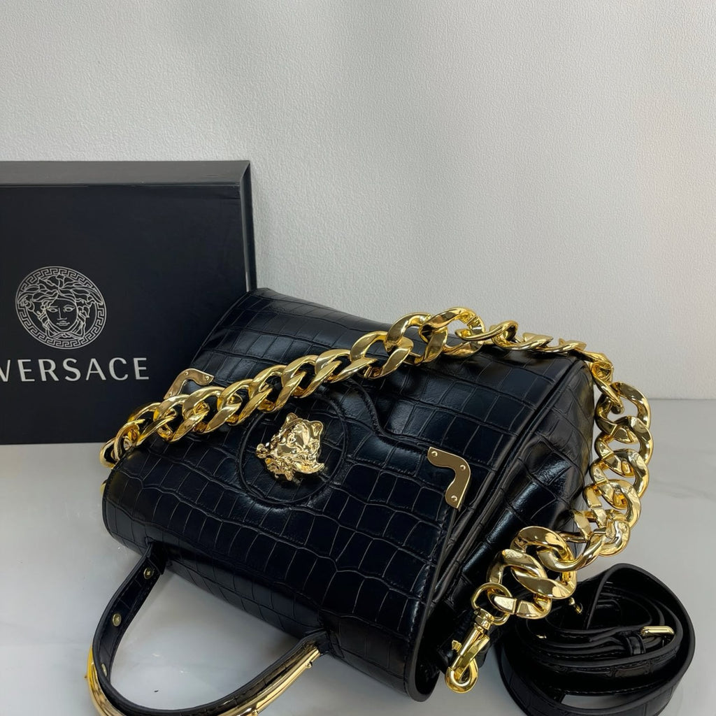 B1N96A32 Popular leather bag