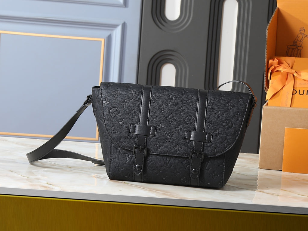B1R76E56 Fashion leather bag