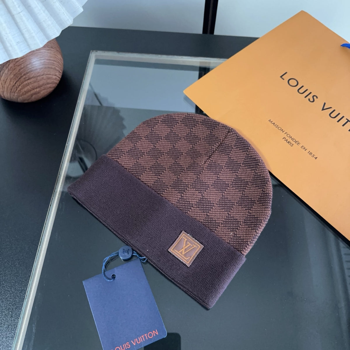 M1R86E18 Fashion hats