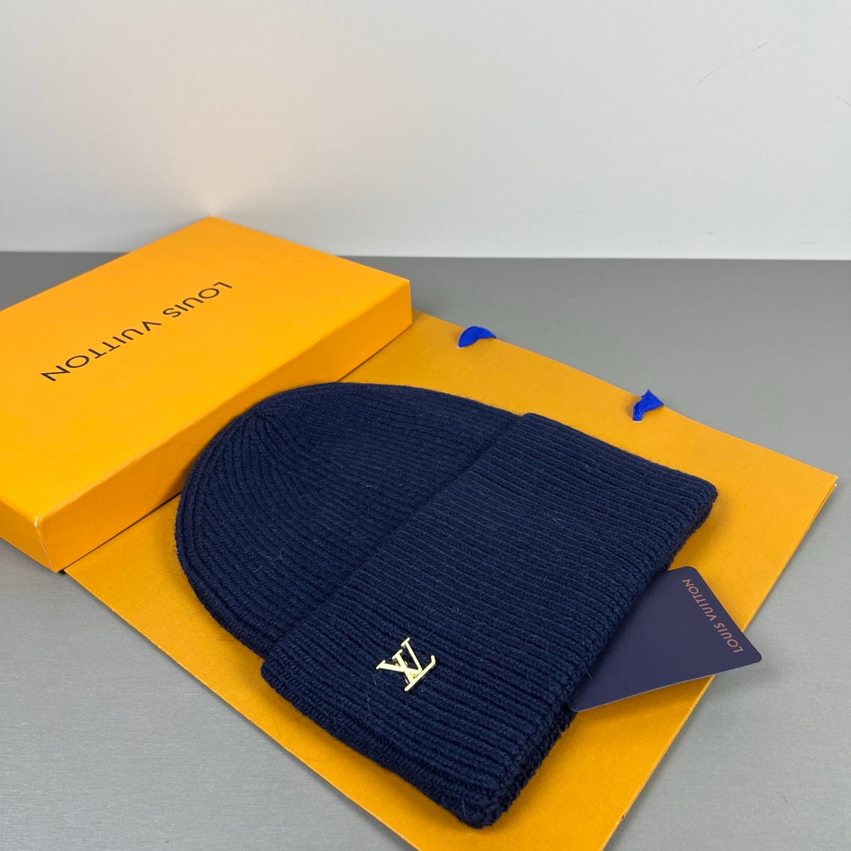 M1R96E32 Fashion hats
