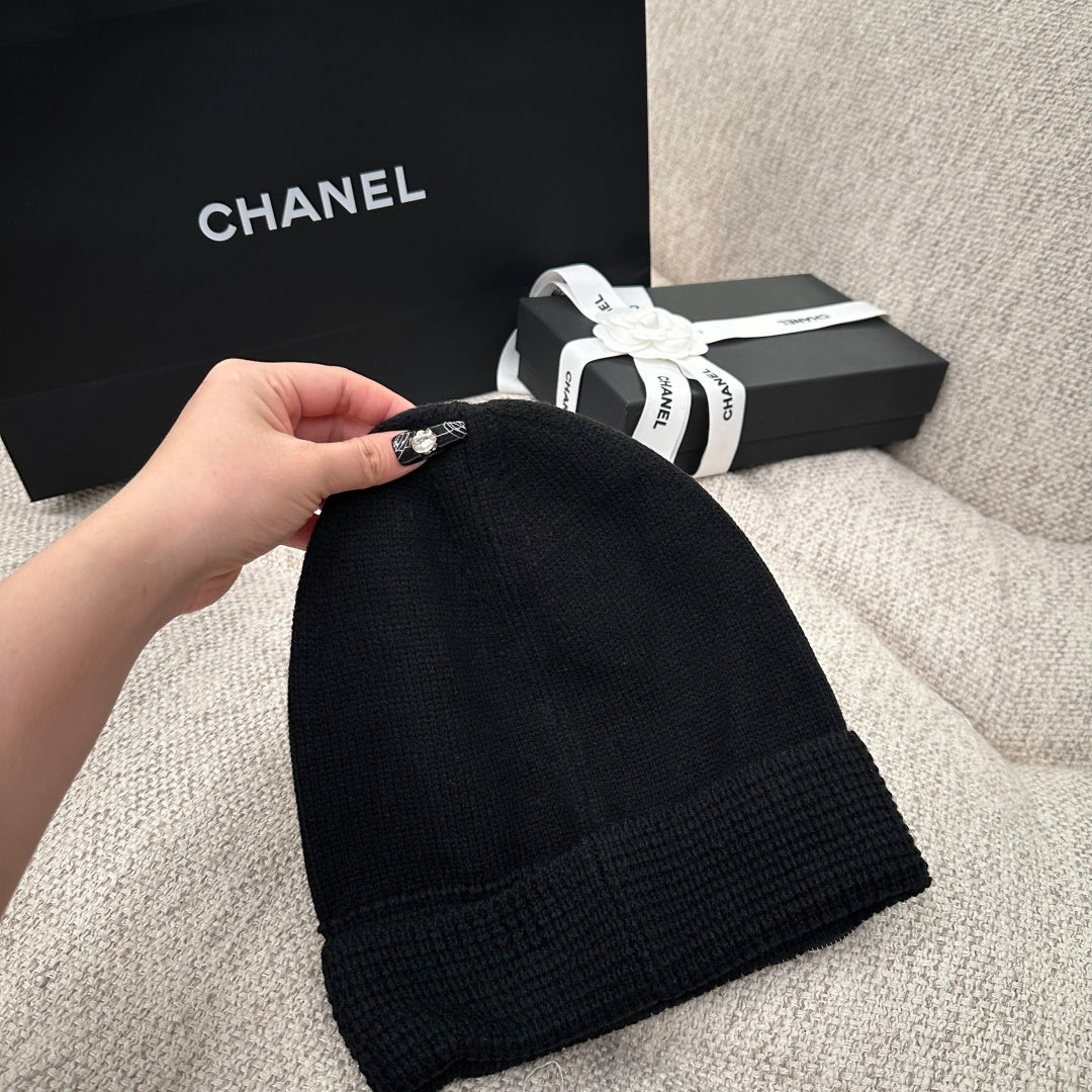 M1R86C11 Fashion hats