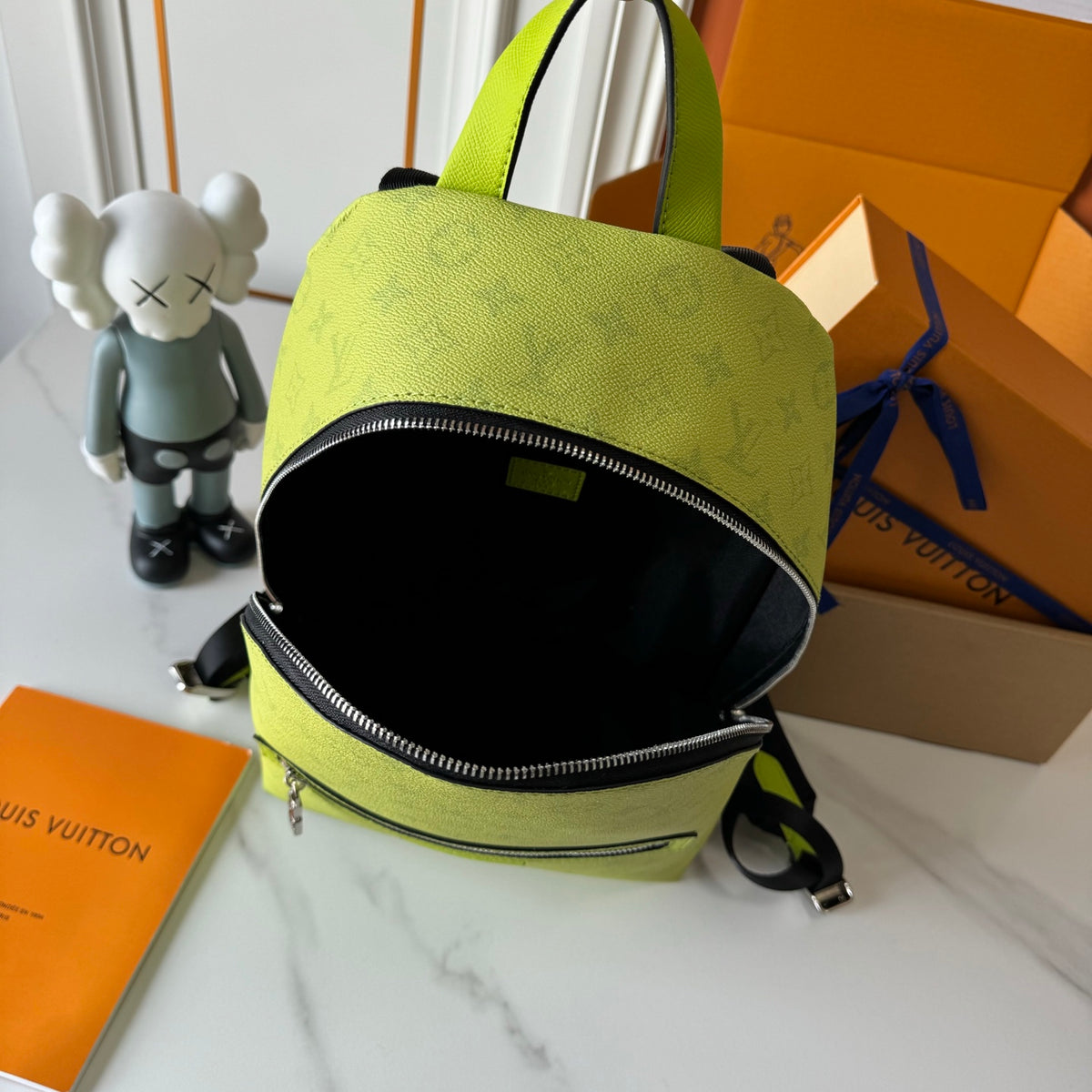 B1X66E3 Fashion leather bag