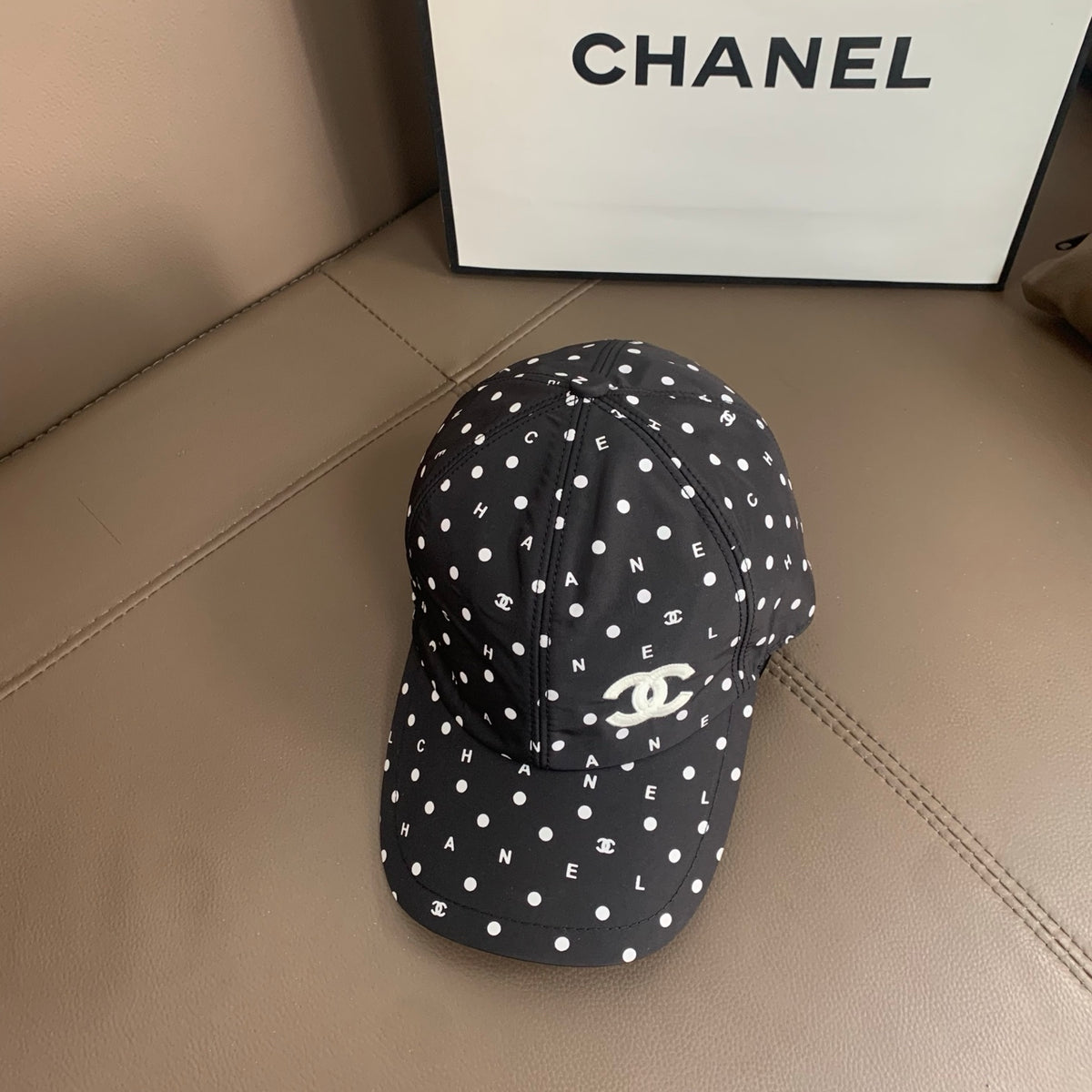 M1R96C4 Fashion hats