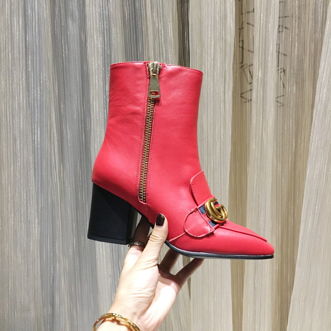 Z2P96B24 Fashion high-quality shoes