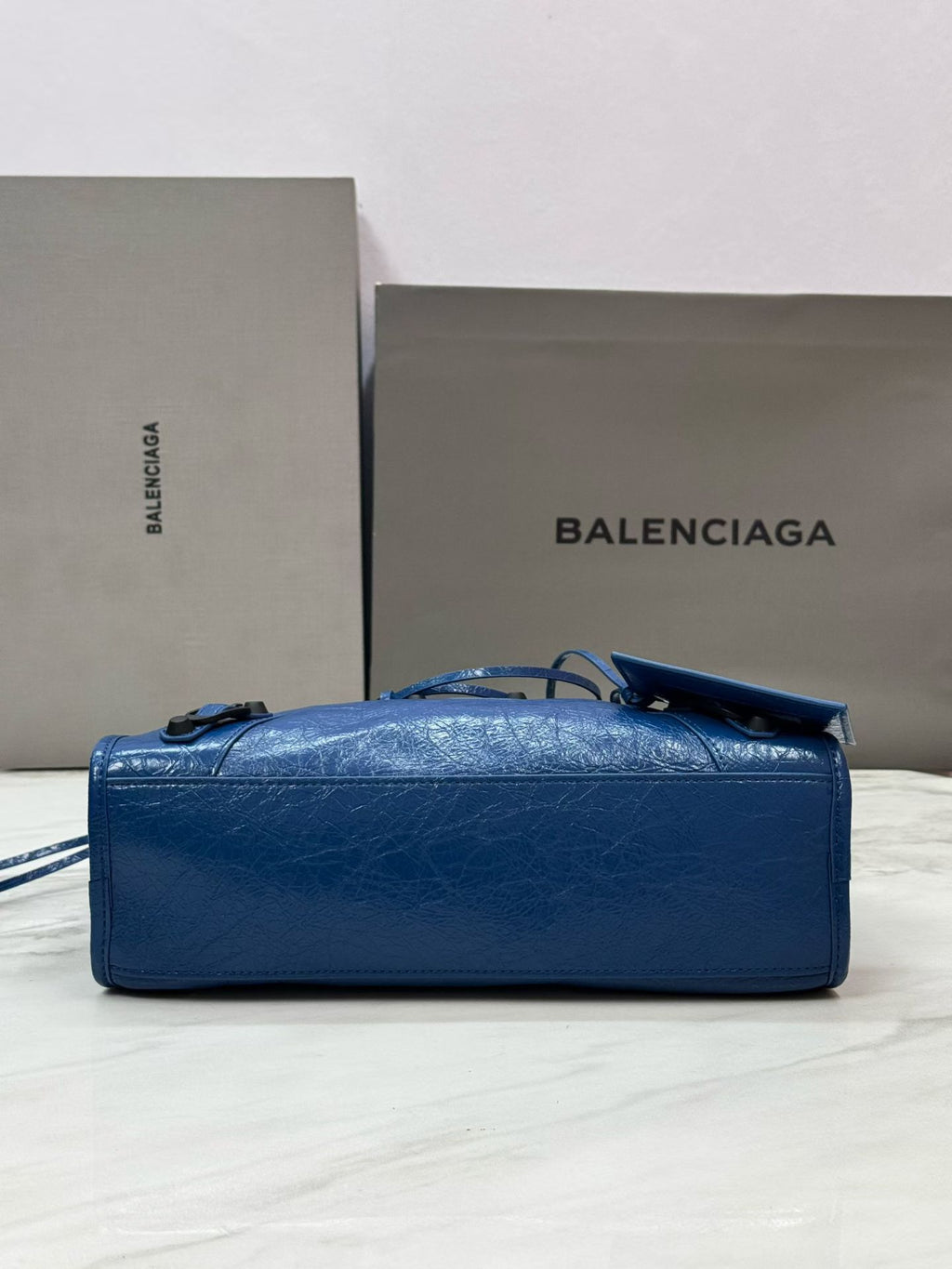 B1R96J3 Popular leather bag