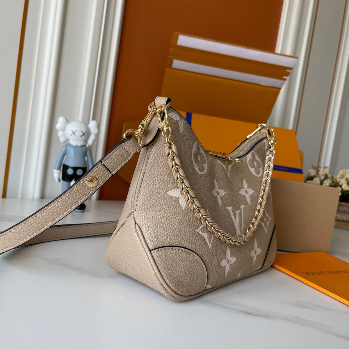 B1R76E01 Fashion leather bag