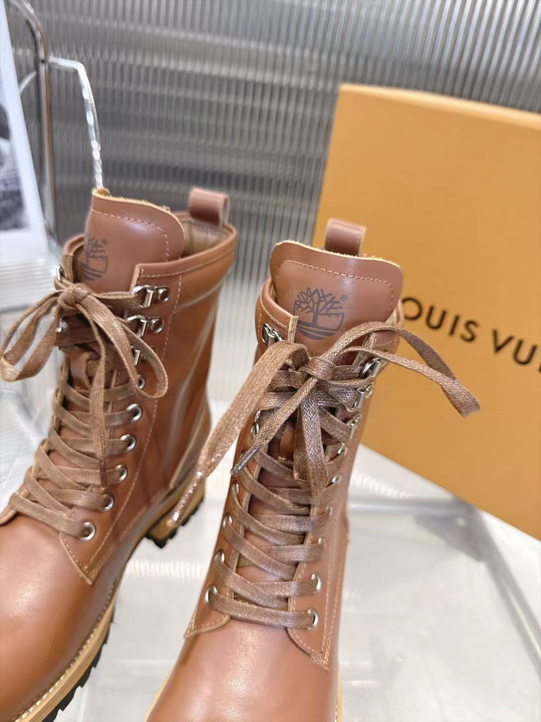 Z2R96E10 Popular high-quality leather shoes