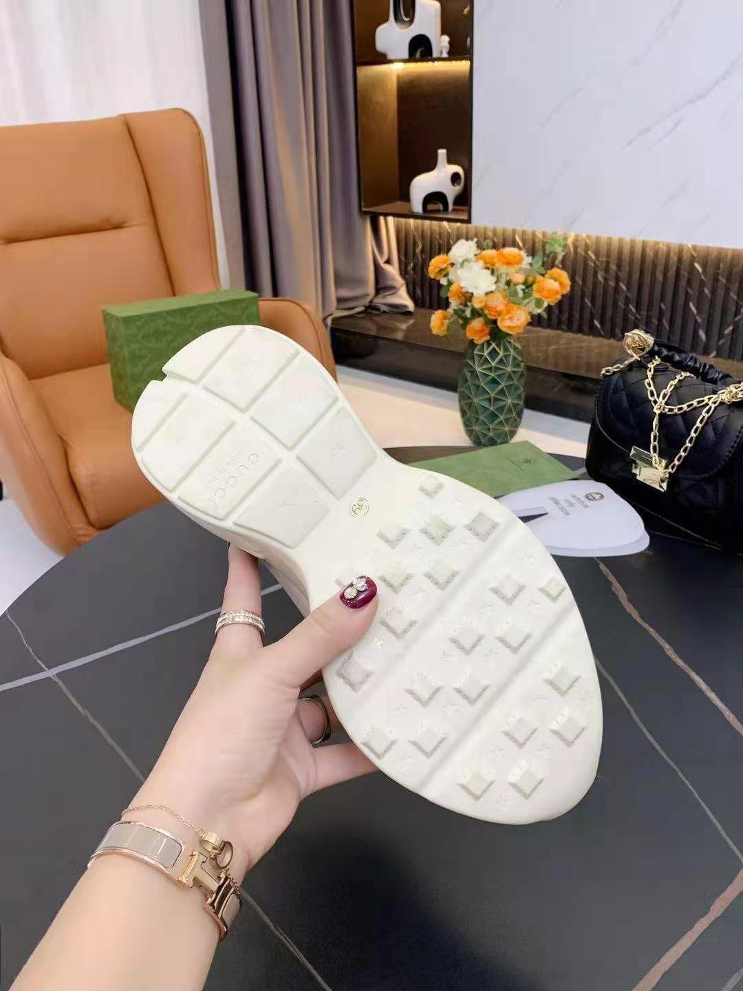 Z2P96B29 Popular high-quality leather shoes