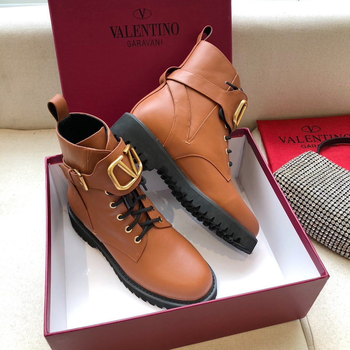 Z2P96VL23 Popular high-quality shoes
