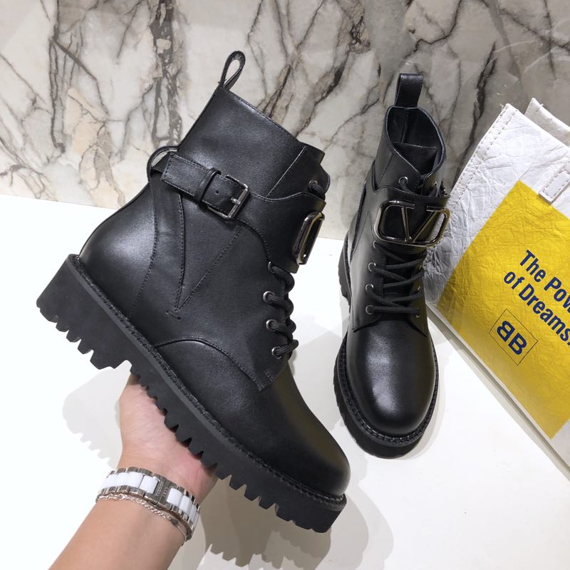 Z2P96VL23 Popular high-quality shoes