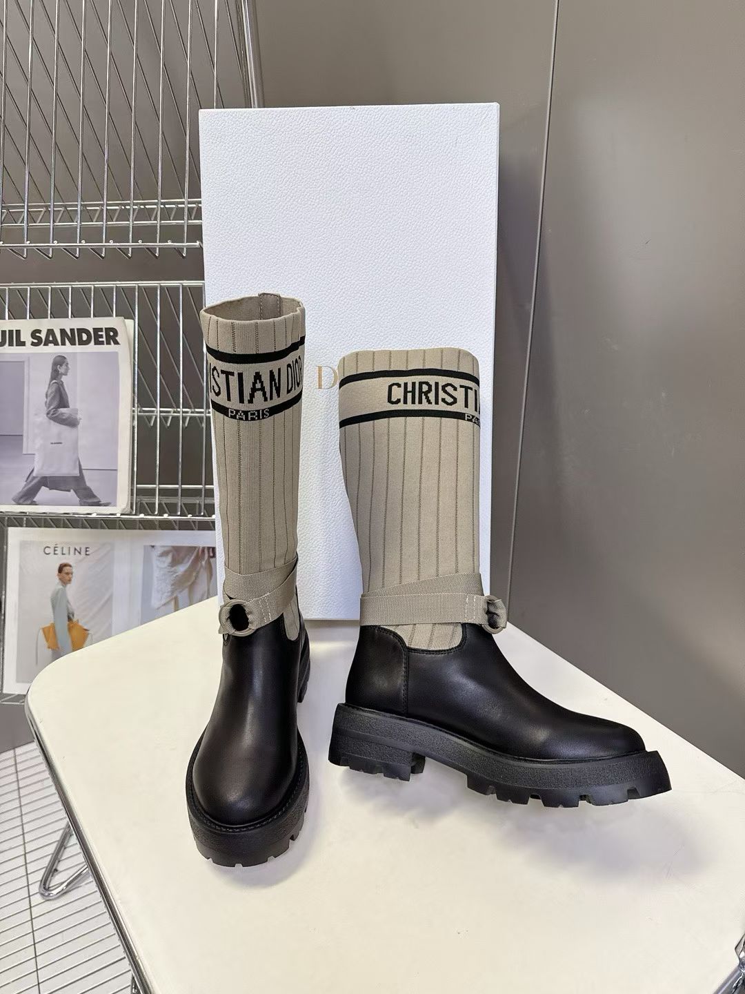 Z2P106D30 Fashion high-quality Boots