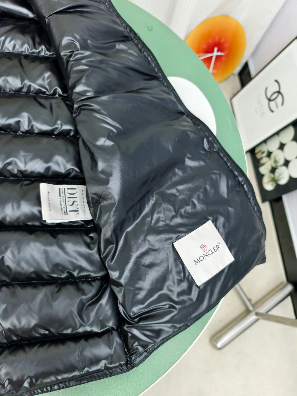 U3R106A25 Fashion down vest