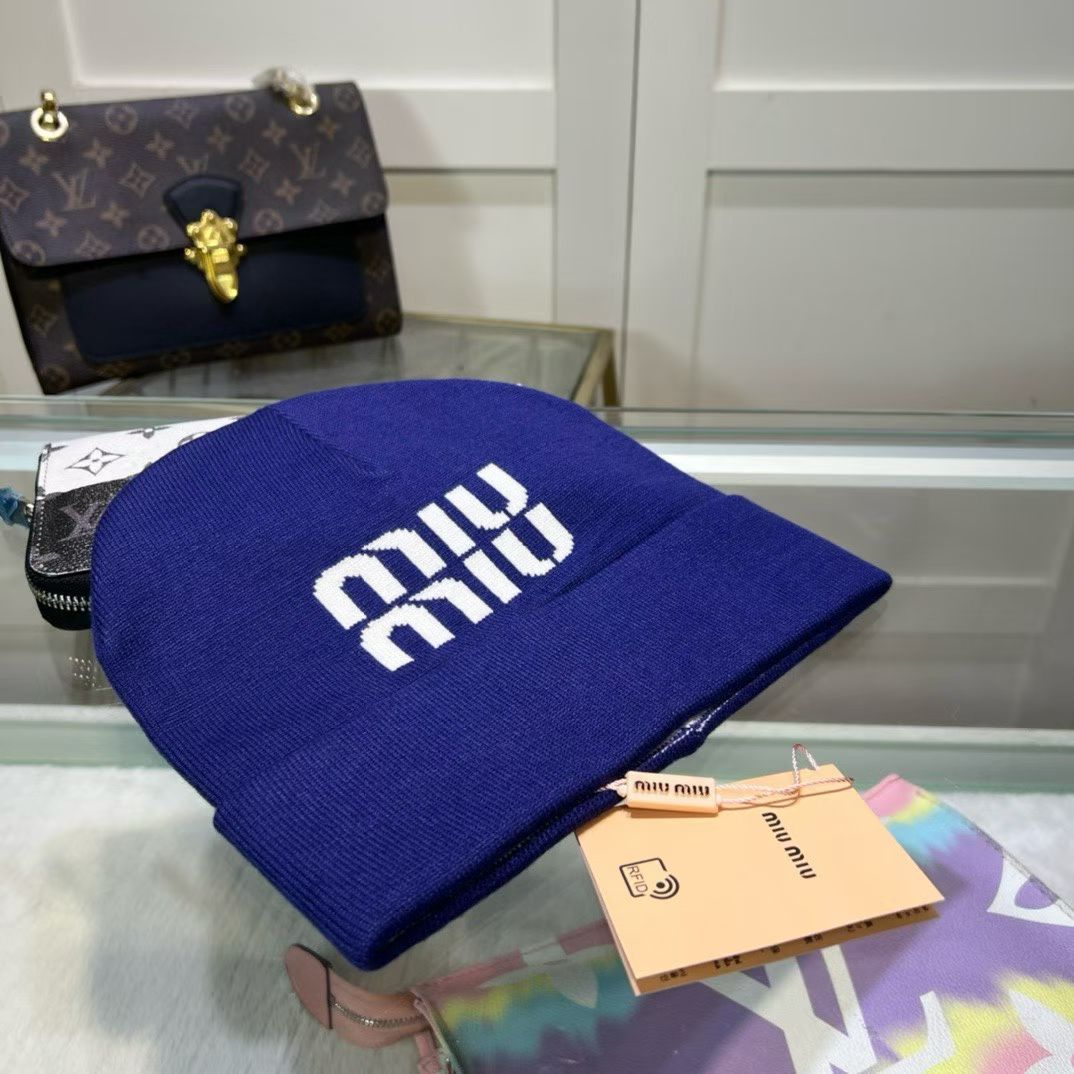 M1R86A28 Fashion hats