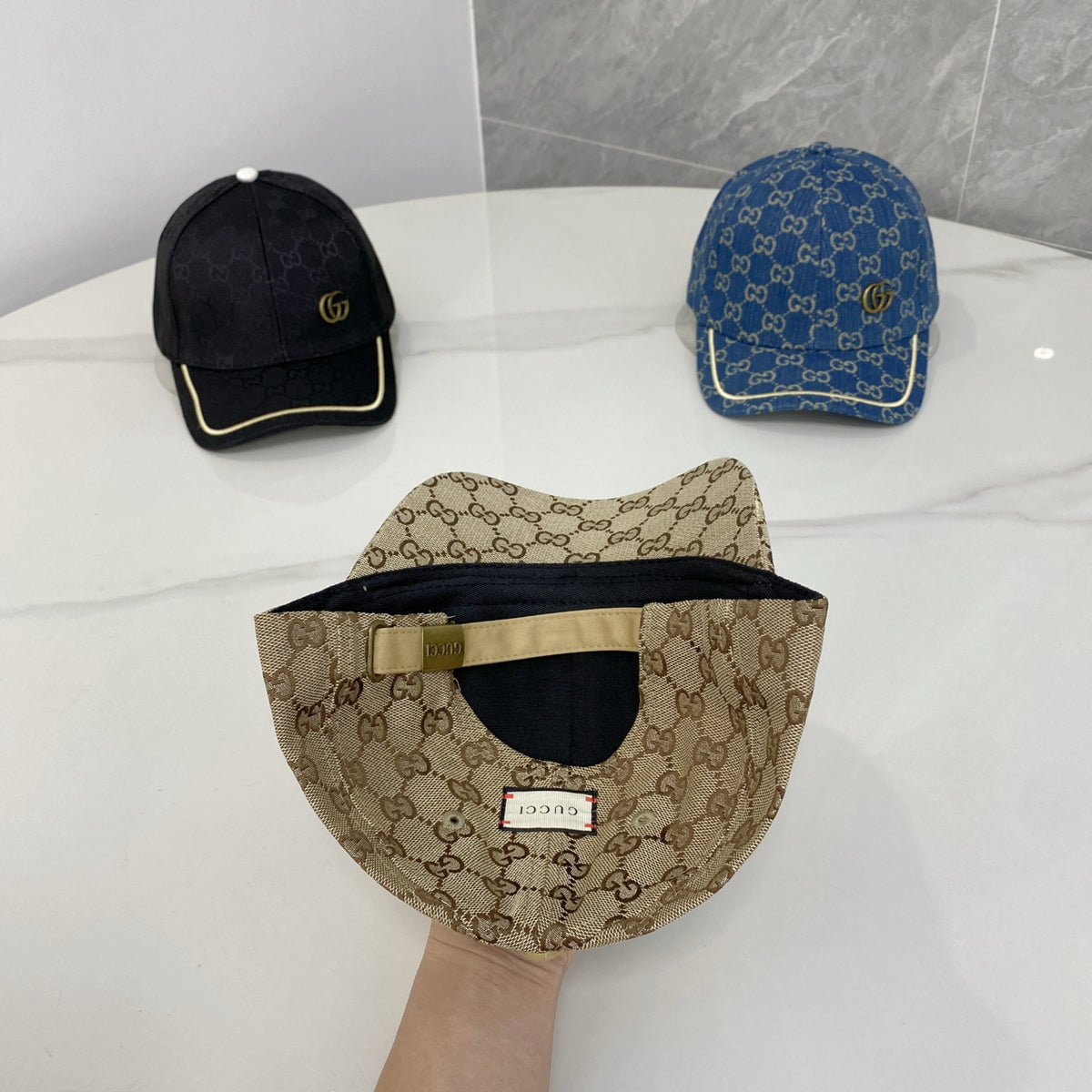 M1R86B125 Popular hats