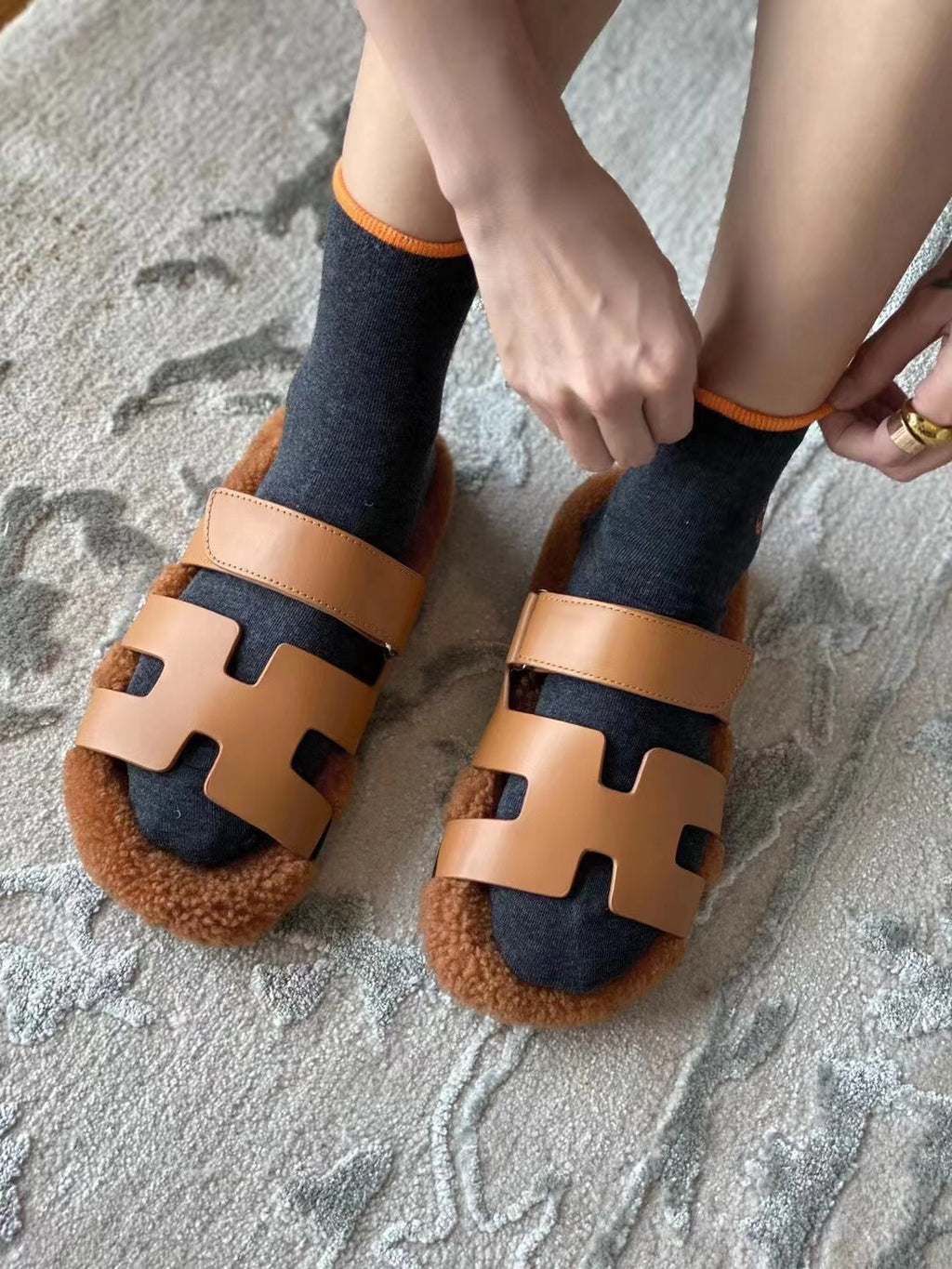 Z2P106H14 Fashion high-quality shoes