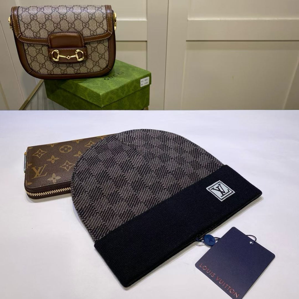 M1R86E34 Fashion hats