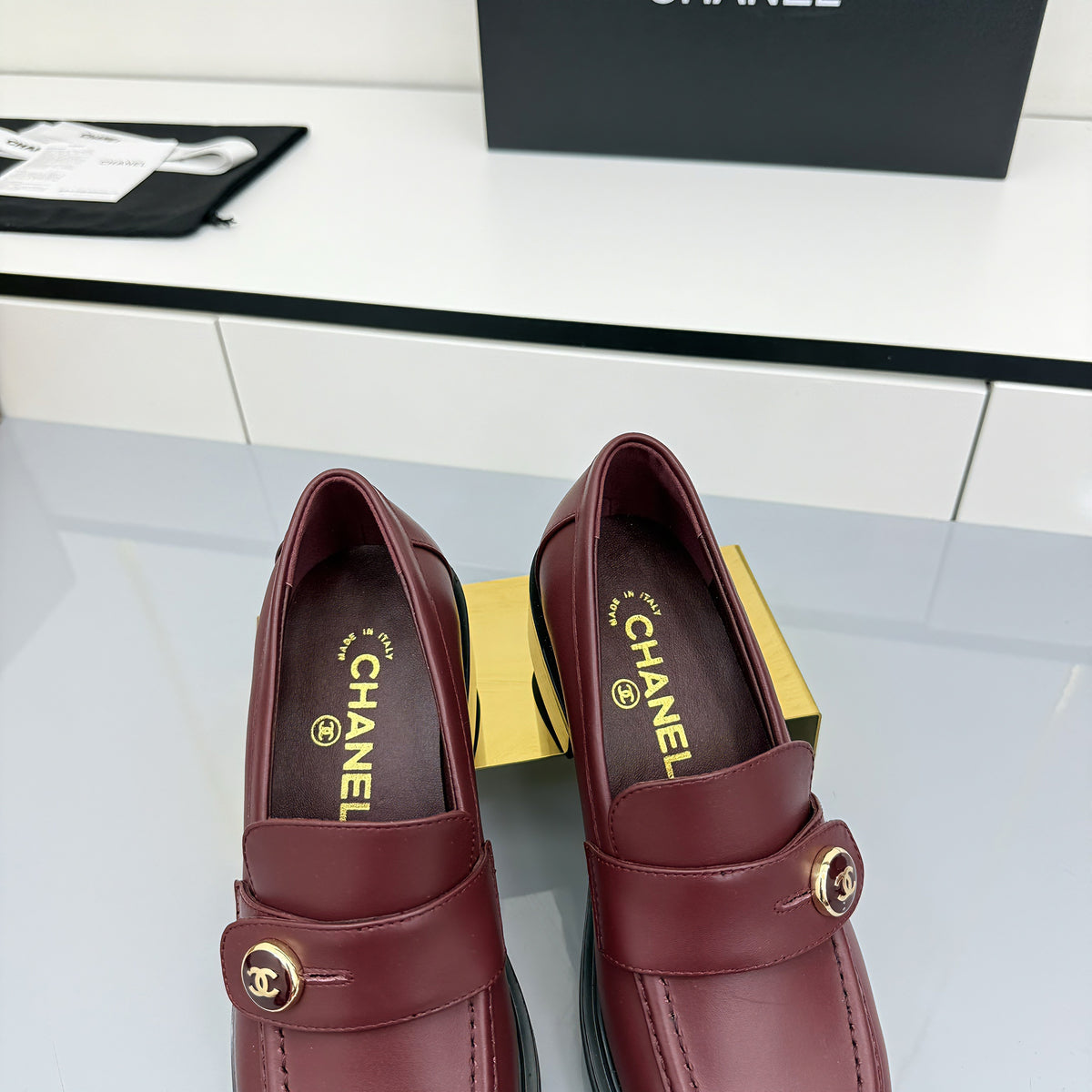 2105QC389Z Popular high-quality leather Shoes