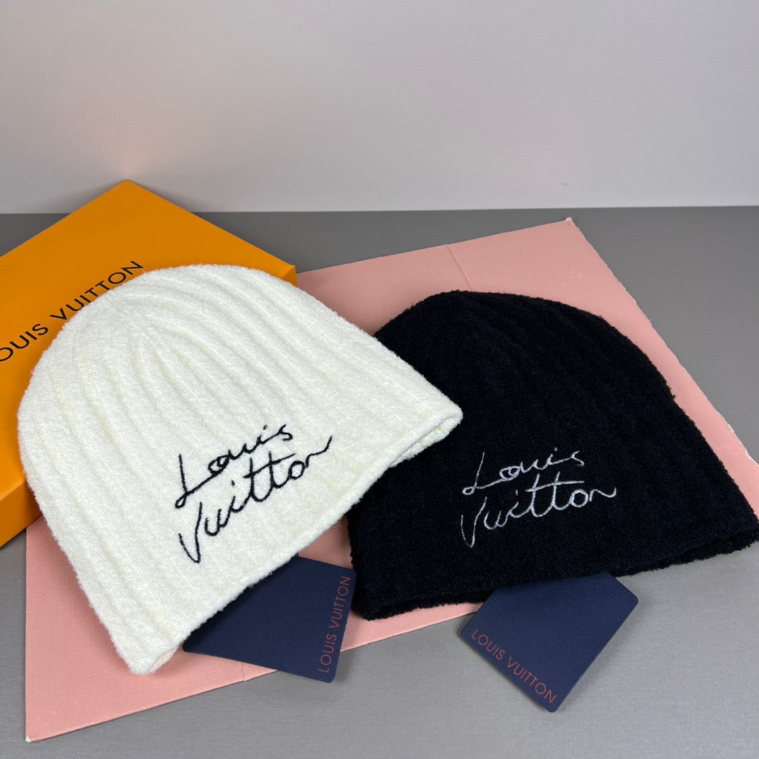 M1R86E5 Fashion hats