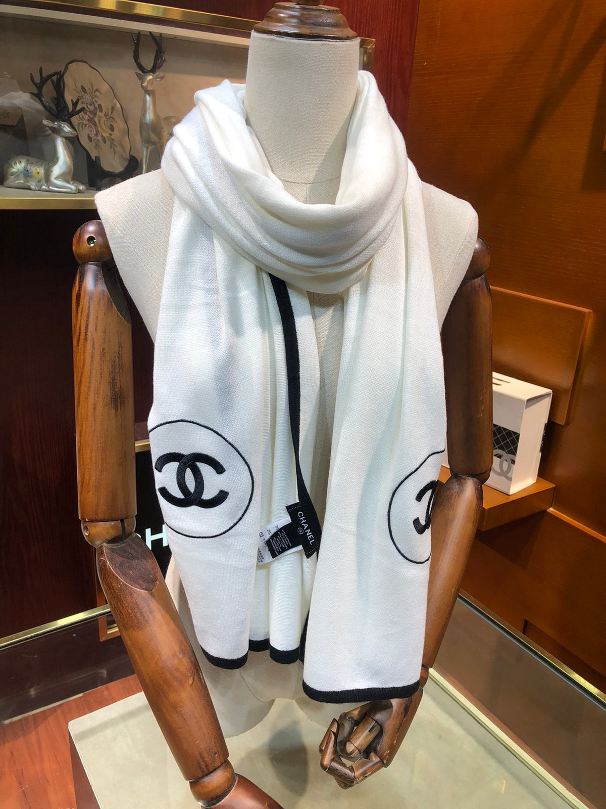 W1R96C16 Popular Winter Scarves