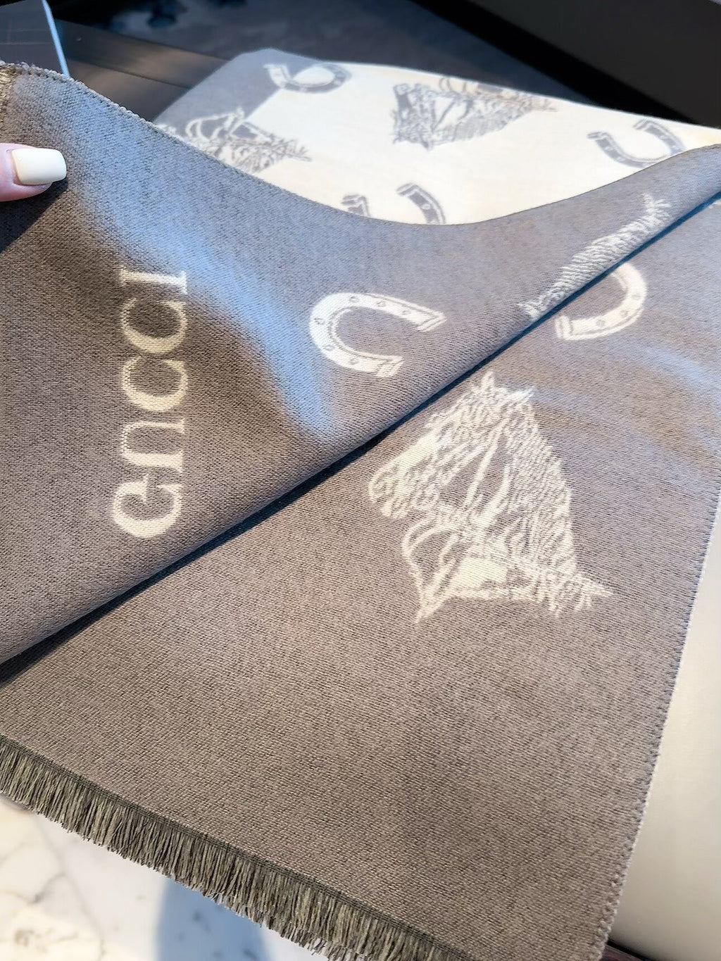 W1R106B60 Fashion Winter Scarves