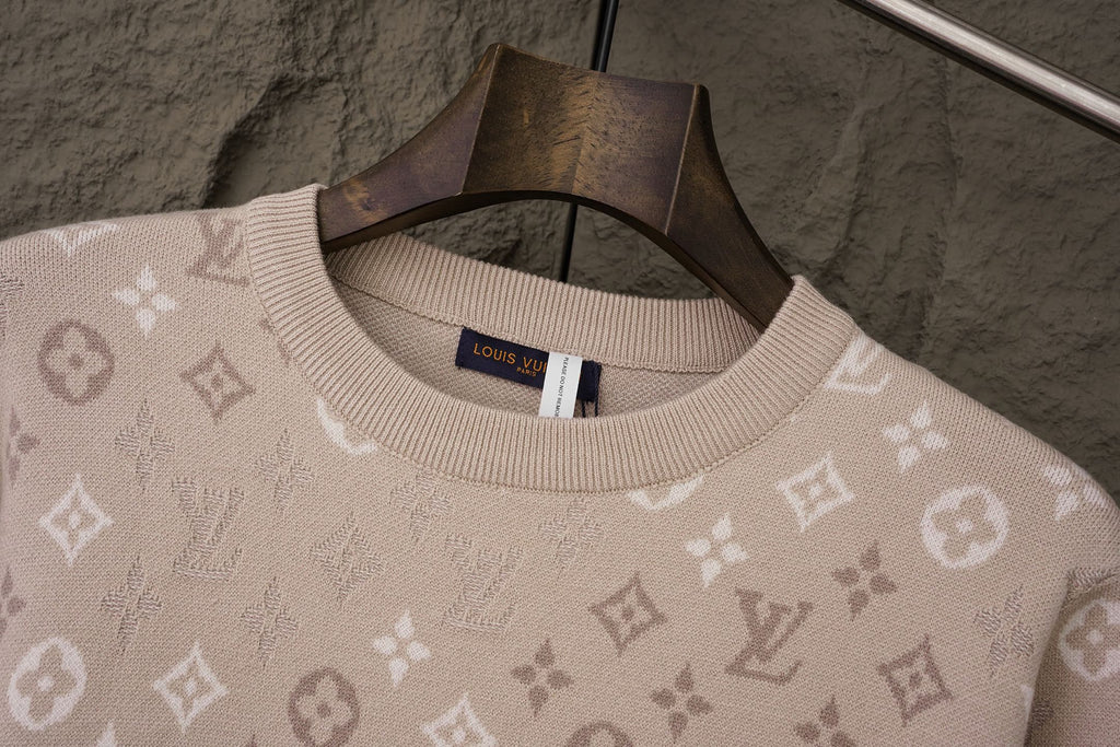 U1R106E11 Fashion Sweaters