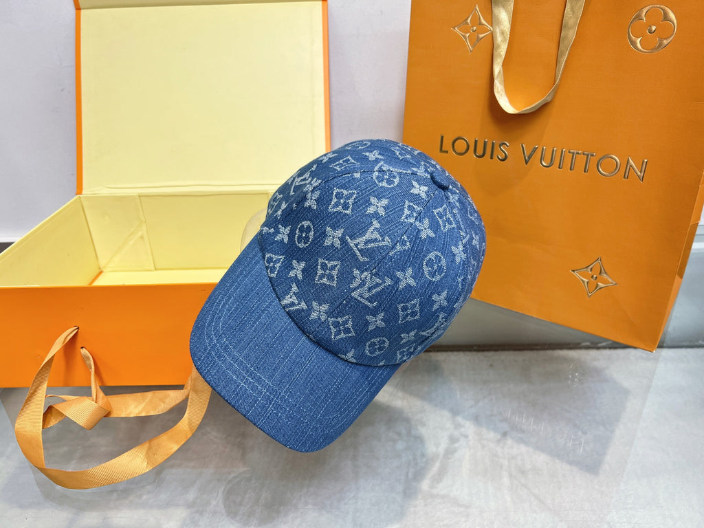 M1R76E24 Fashion hats