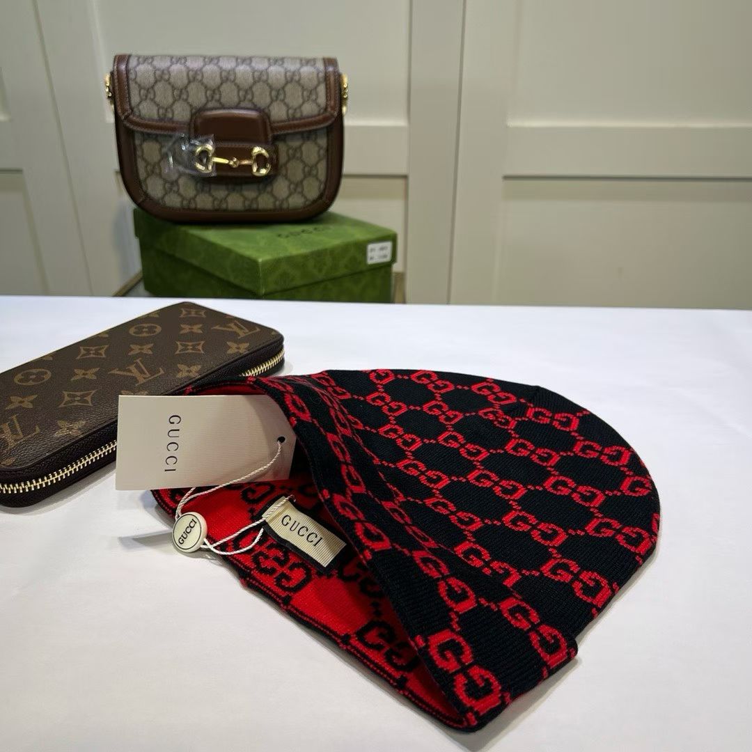 M1R86B55 Fashion hats