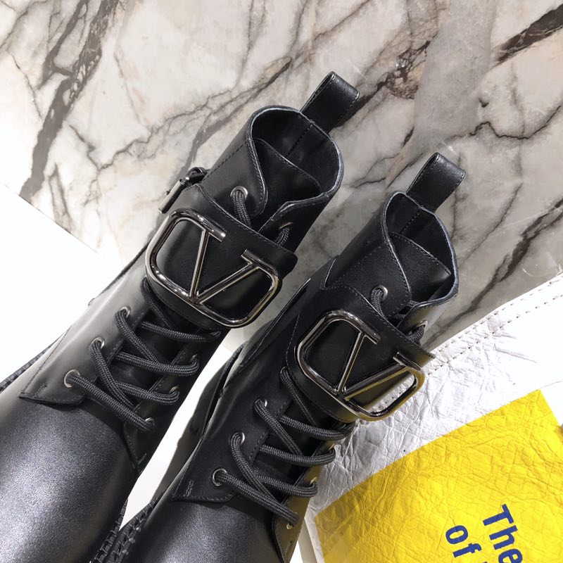 Z2P96VL23 Popular high-quality shoes