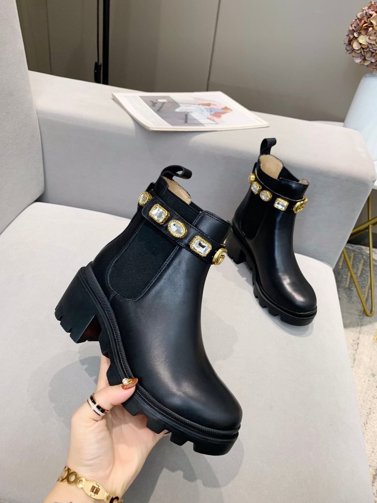 2XB195Z Popular leather boot (top layer leather lining)