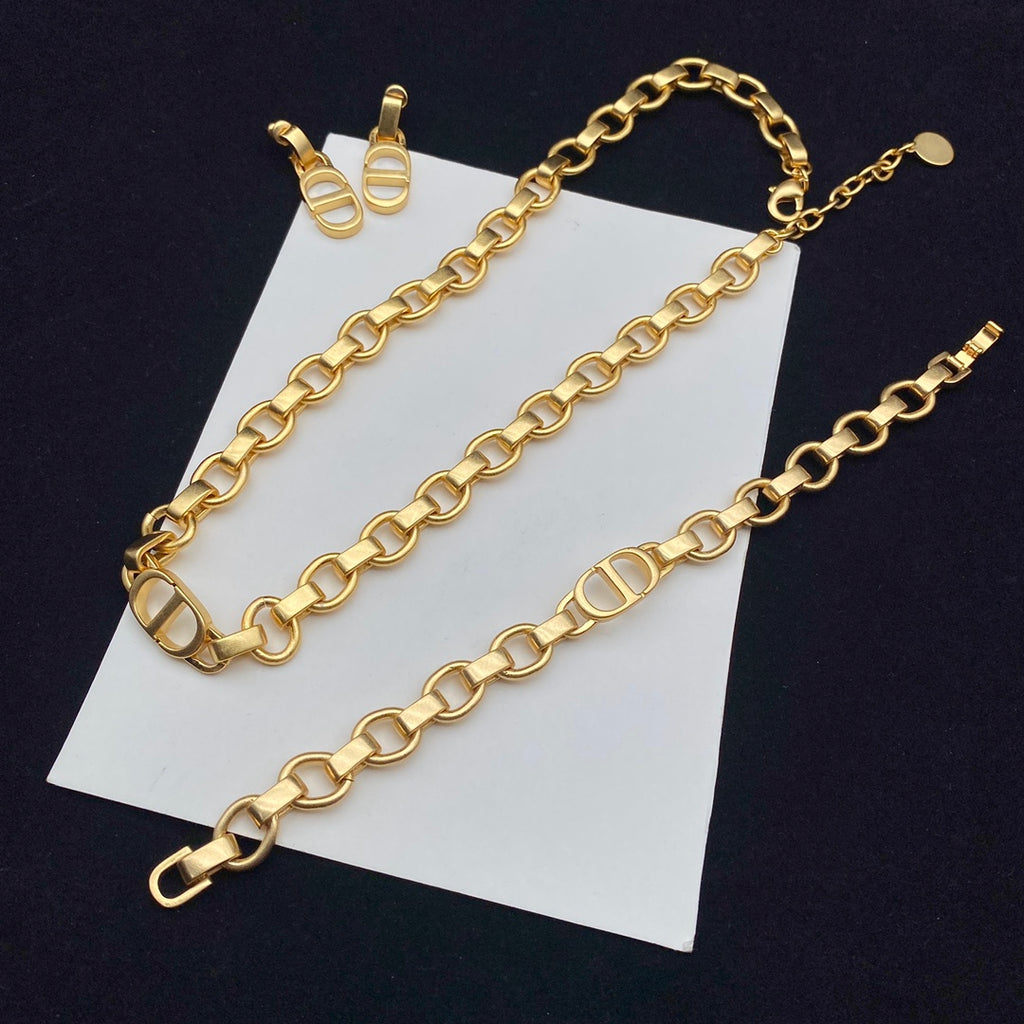 15QD93X Popular Necklace.Bracelet.Earrings