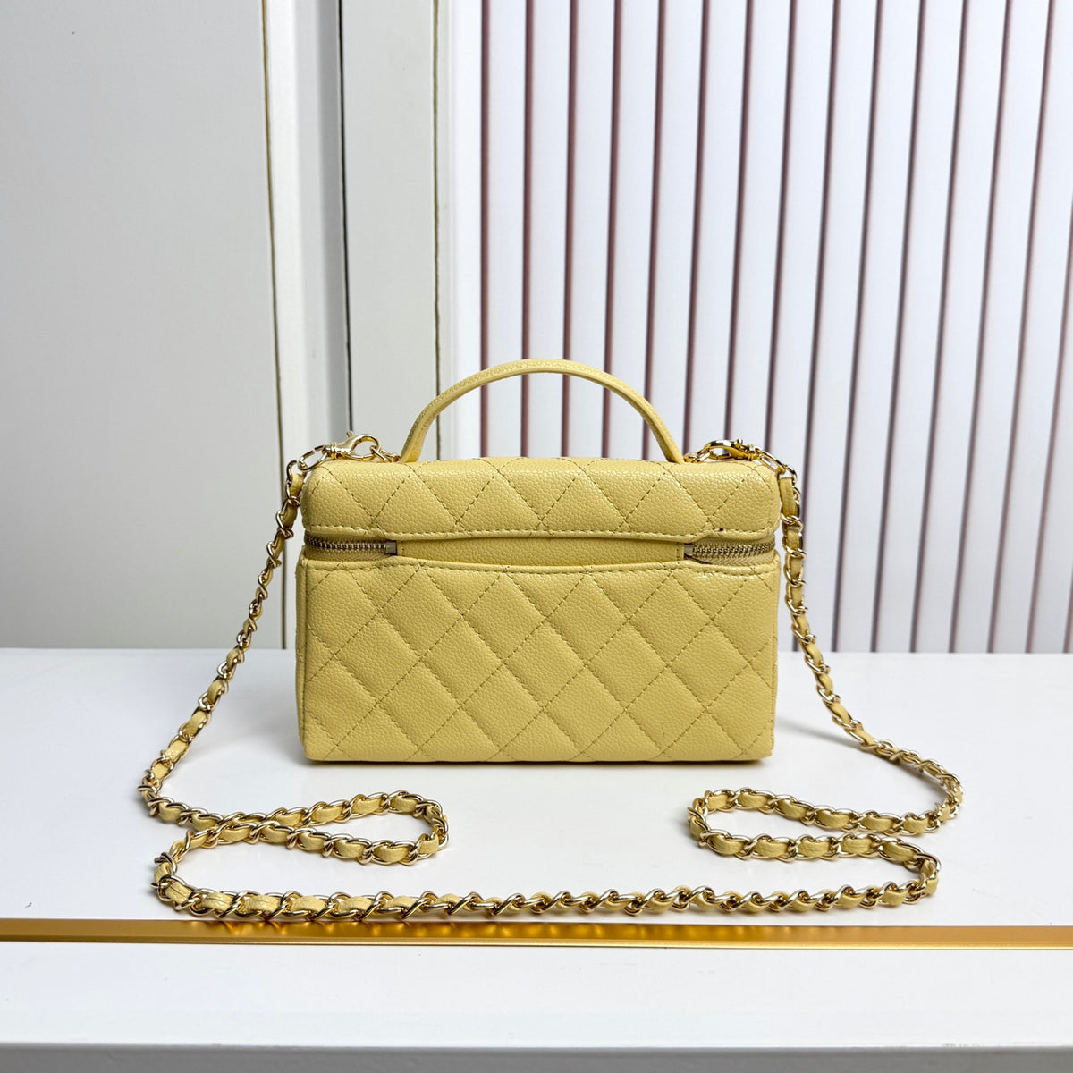 B1X66C19 Fashion leather bag
