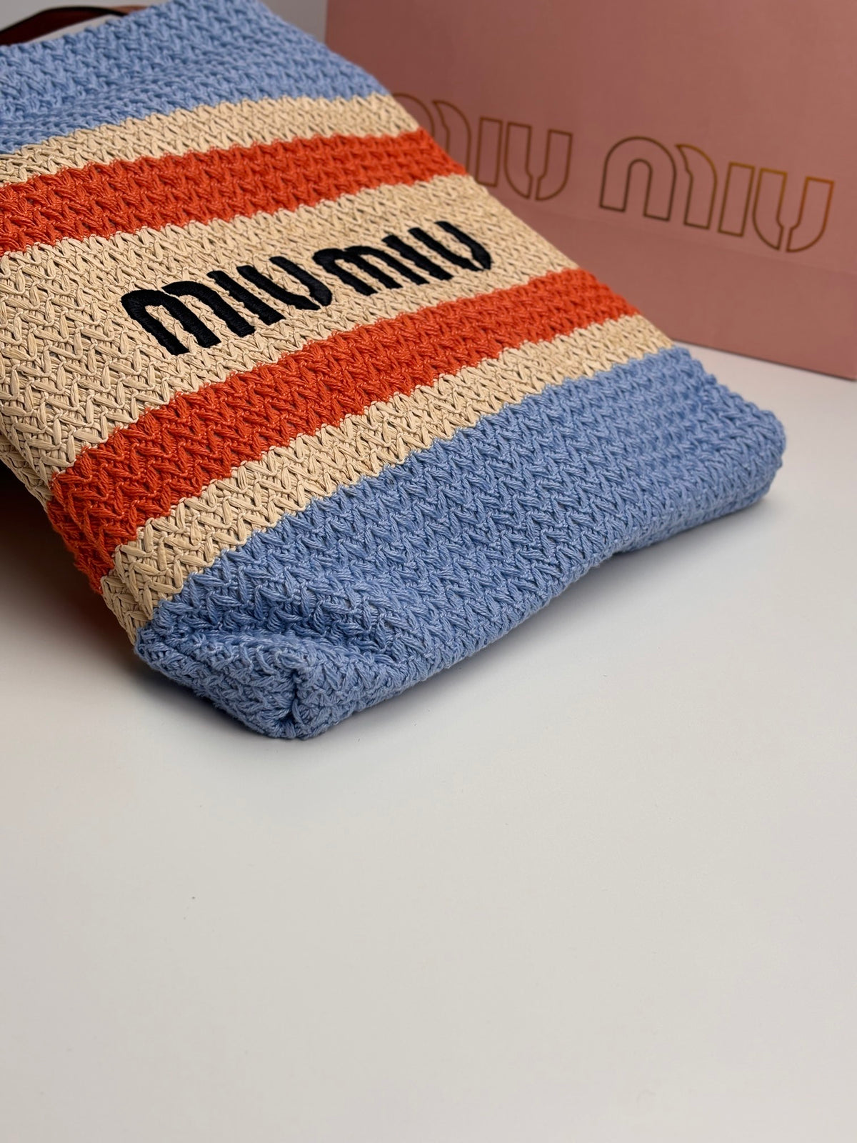 1XA77B Popular   Woven Bag
