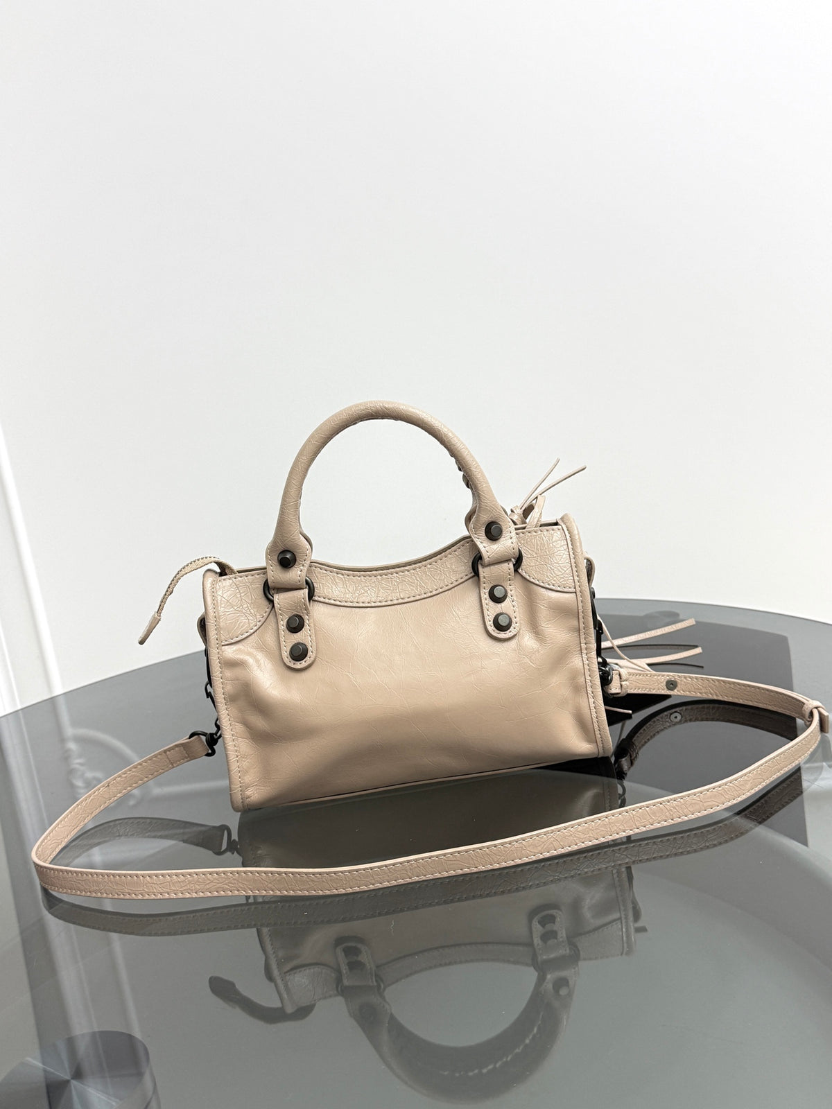 B1R106J4 Fashion leather bag
