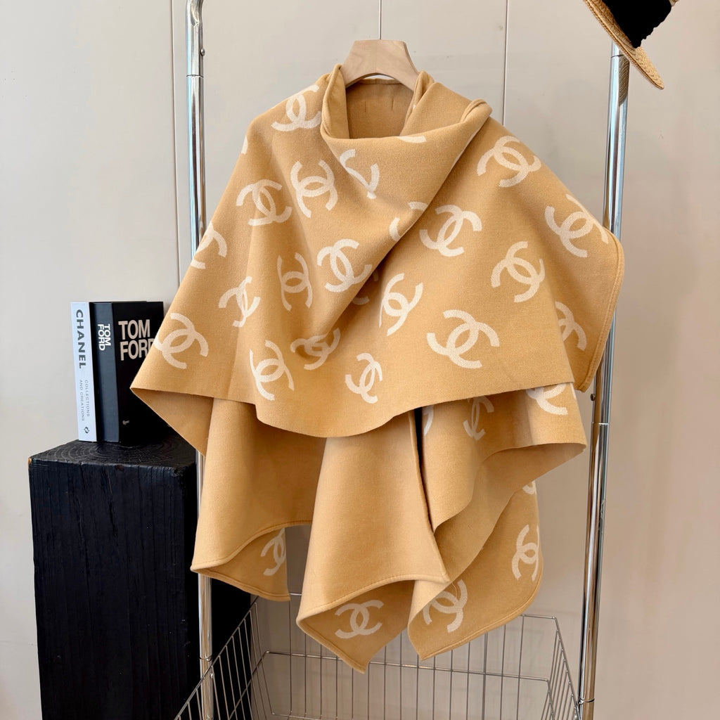 W1R86C60 Fashion cape