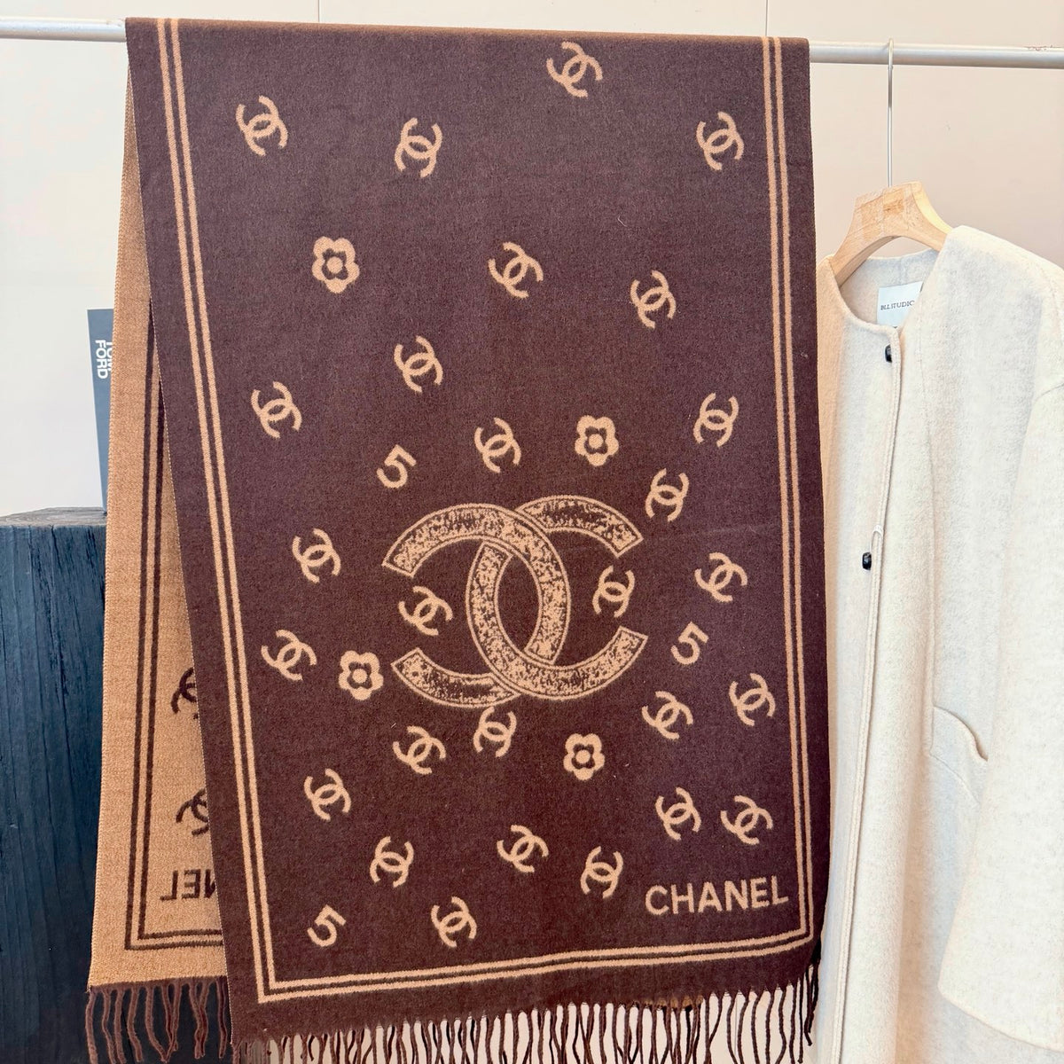W1R86C55 Popular Winter Scarves